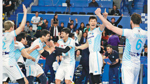 “난적 완파” 대한항공 4연승 단숨에 선두로