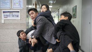 영화 ‘극한직업’, 1465만↑…신작 틈 속 굳건한 1위