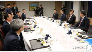 이주열, 산업계 만나 “제조업 경쟁력 제고, 생존 문제”