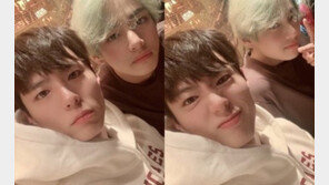 박보검·BTS 뷔, 눈부신 셀카…훈훈한 우정