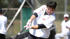 ‘소통’ 최우선 LG 김현수, “이기고 싶은 열정 표출해”