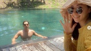 이필모♥서수연, 행복한 신혼여행…여유롭게 ‘찰칵’