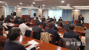 [비즈 프리즘] “디지털 시장 양보 못 해”…금융지주 4사 격전