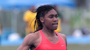 ‘성별 논란’ 세메냐…  뛰느냐 못 뛰느냐