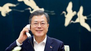 트럼프 “文대통령과 훌륭한 대화…회담의 모든 측면 논의”