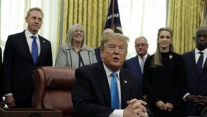 트럼프 “北 핵실험 없는 한 서두르지 않아…시간표 없어”