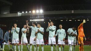 ‘정우영 벤치’ 뮌헨, UCL서 리버풀과 0-0 무승부