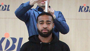 171.9cm… 이렇게 작은 외국인은 없었다