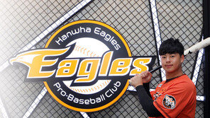 [여기는 오키나와] 한화 루키 노시환 “주눅들지 않는 당찬 모습에 주목하세요”