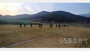 ‘체력은 필수’ 선수만큼 뛰는 심판, 보다 나은 판정위해 구슬땀