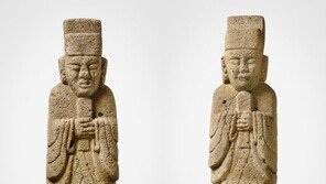 조선시대 문인석 한쌍 돌아온다…獨 로텐바움박물관 자진 반환