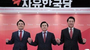 한국당 지지층 황교안 지지도 52%…일반 국민 선호도 1위는?