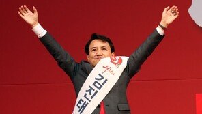 김진태 “황교안, 탄핵에 세모…당대표 나선 분이 할 말 아냐”