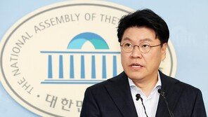 장제원 “설훈 ‘20대교육’발언에 귀 의심…국민이 우스운가”
