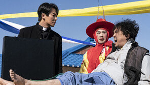 “하느님이 너 때리래”…뿔난 신부님에 반한 안방