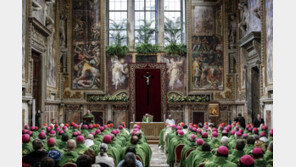 교황 “사제들의 신도 성유린 다시는 은폐 없어”…‘신의 분노’로 처단