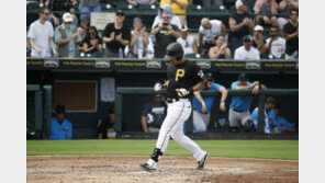 강정호, 시범경기서 홈런 ‘쾅쾅’…美언론도 “긍정적 스타트” 호평