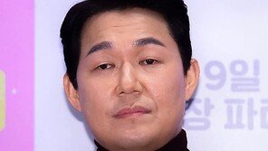 [연예뉴스 HOT4] 박성웅, 징용 유골 봉환 행사 진행