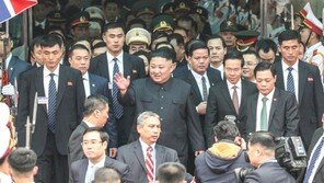 [속보]김정은, 특별열차로 동당역 도착…베트남 방문일정 시작