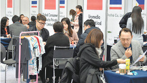 “대구-경북 상품 굿!” 해외 바이어와 수출 상담