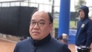 [애리조나 리포트] ‘캠프지 순회’ 선수협 수뇌부, “3월에는 반드시 회장 선출”