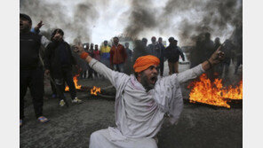 인도, 48년만에 파키스탄 공습… 군사충돌로 번지나