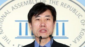 하태경 “일개 의원이 거대여당에 대들어 송구…홍익표, 사죄·사퇴하라”