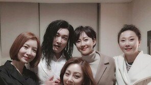 염정아·오나라·윤세아, 조승우 만났다…“잠이 오려나”