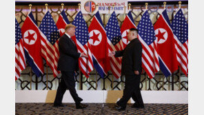 악수하는 트럼프와 김정은, 순간 시청률 합 31.2%