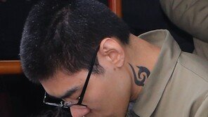 ‘강서 PC방 살인’ 김성수 첫 공판…동생 “말리려 피해자 허리잡아”