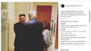 김정은, 회담 결렬에도 트럼프와 웃으며 작별 악수
