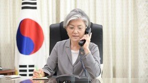 강경화·폼페이오 “조만간 만나자”…北과 대화 계속 의지 확인