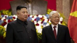 김정은 “베트남, 성심성의껏 우리 편의 보장해줘 감사”