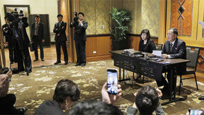 北 “영변 전체 폐기 제안”… 몇시간 뒤 美 “일부만 닫겠다고 했다”