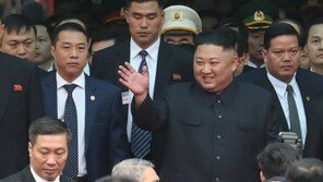 김정은 4박5일 베트남 방문, 화려한 입성 씁쓸한 귀국