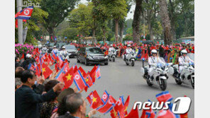 김정은, ‘고민거리 한아름’ 안고 하노이 떠나 귀국길