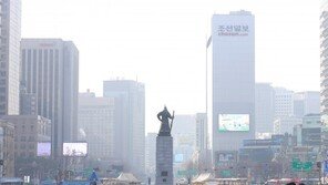 ‘최악 공기’ 미세먼지 또 기승…안개까지 가세