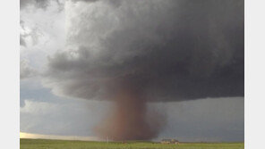 美 남부에 토네이도 경보, 피닉스시 일대 큰 피해 예상