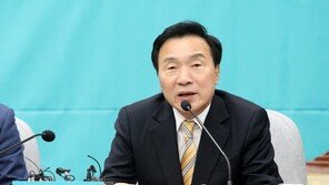 손학규, 김소연 입당식서 “공익제보자, 당 차원 지원”