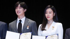 이제훈·서현진, 대통령 표창…국세청 선정 모범납세자 선정