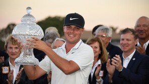 키스 미첼, 21% 확률의 18번홀 버디퍼트로 생애 첫 우승