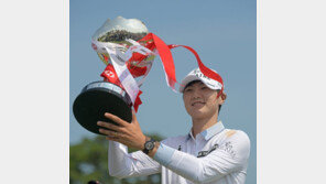 박성현, 4개월 만에 세계랭킹 1위 탈환…고진영 8위