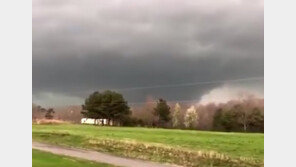 최소 23명 사망 美 토네이도, 시속 274km 강풍 동반…보안관 “생애 최악”