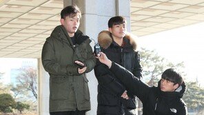 ‘더 이스트라이트 폭행 방조’ 김창환, 첫 공판 혐의 부인