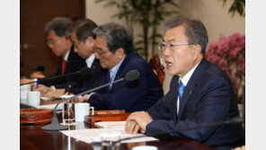 블룸버그 “文대통령, 北의 영변 제안에 긍정적…트럼프와 입장차”