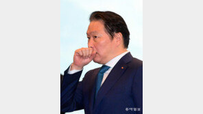 SK, 대표이사와 이사회 의장직 분리…최태원 회장 대표이사직만 유지하기로