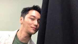 [#해시태그 컷] 변요한, 눈빛만으로도 ‘심쿵’