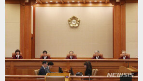 헌재, ‘현역병처럼 돈달라’ 사회복무요원 헌법소원 기각