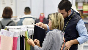 최신 소재 한눈에… 대구섬유박람회 국내외 525개사 참여