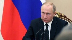 푸틴, 美 겨냥 “외국 정보당국, 내정간섭하려 해”